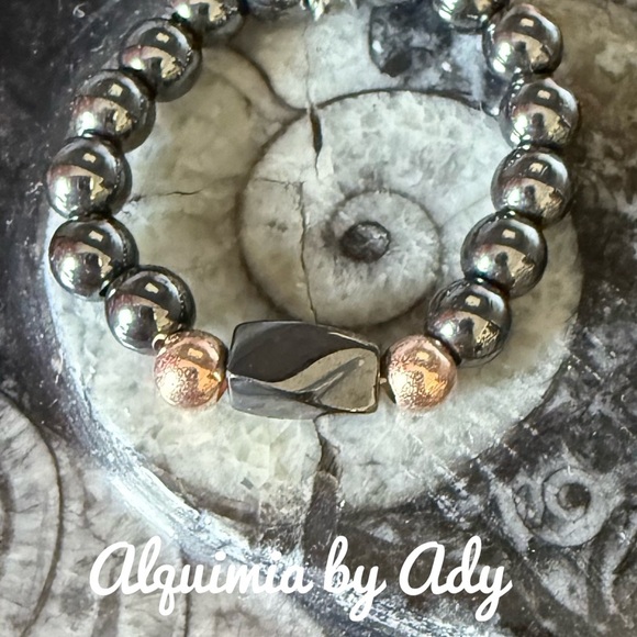 Alquimia Silver and Gold Ring with Modern Design hematite - Picture 1 of 2